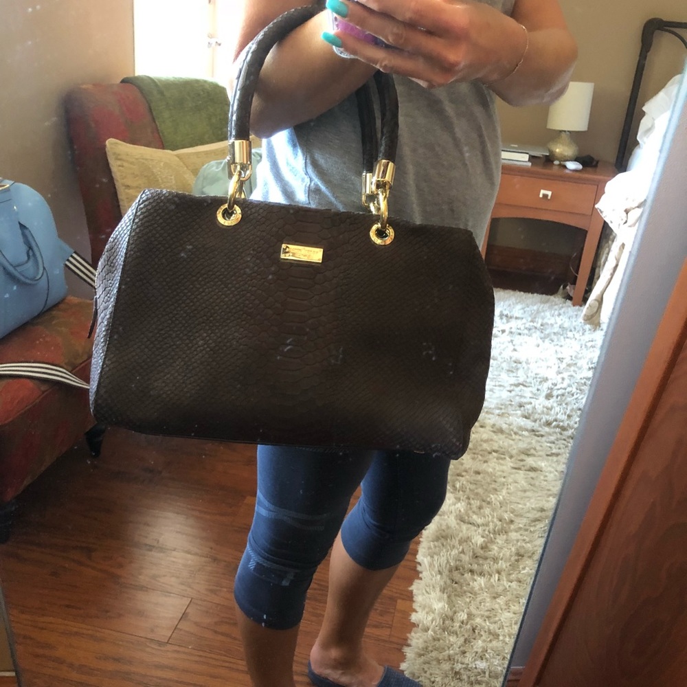 Henri Bendel purse